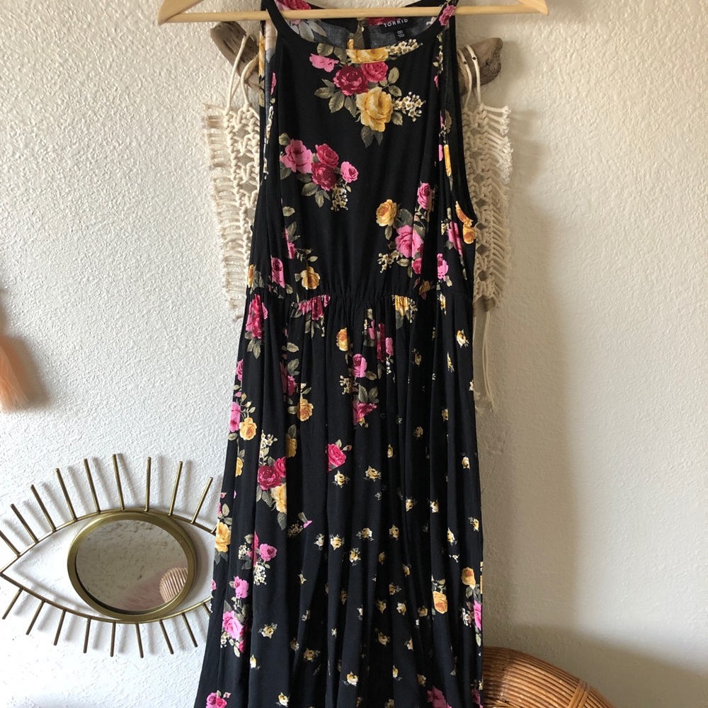Torrid Floral midi dress